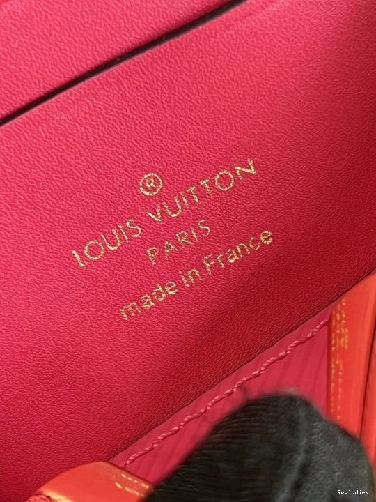 Cheap VUITTON TWIST PM LOUIS 0825
